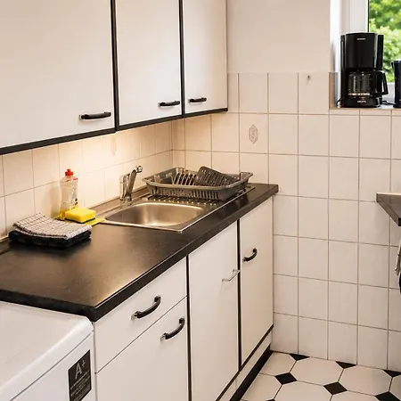 - Ihre Erholsame Arbeiterwohnung In Zentrumnaehe Apartmán Suhl