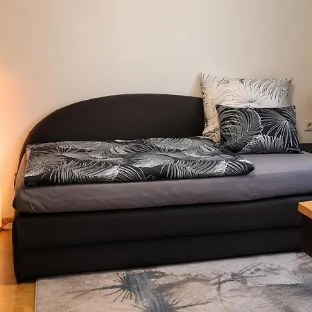 - Ihre Erholsame Arbeiterwohnung In Zentrumnaehe *